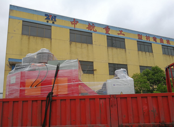 型材彎曲機(jī)出廠 型材彎曲機(jī)出廠